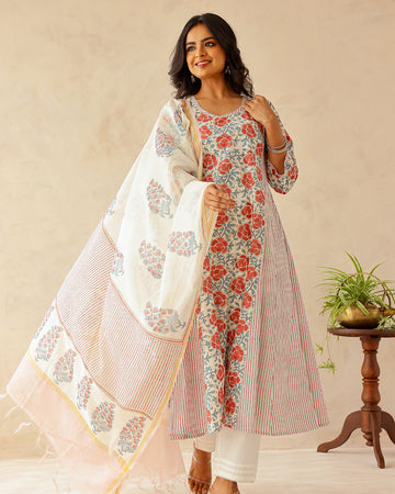 Pansy Kalidaar Kurta
