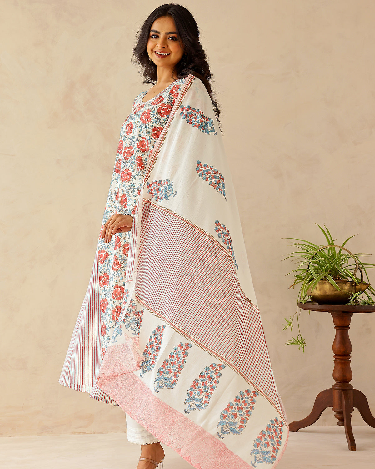 Buta and Silli Print Dupatta