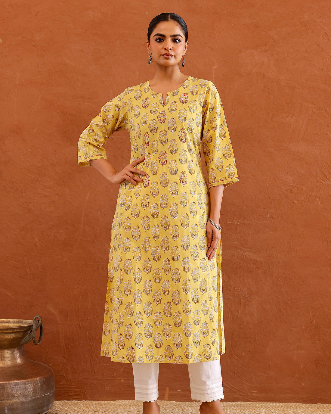 Phool buti straight kurta