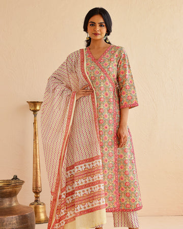 Chirmi angarkha kurta