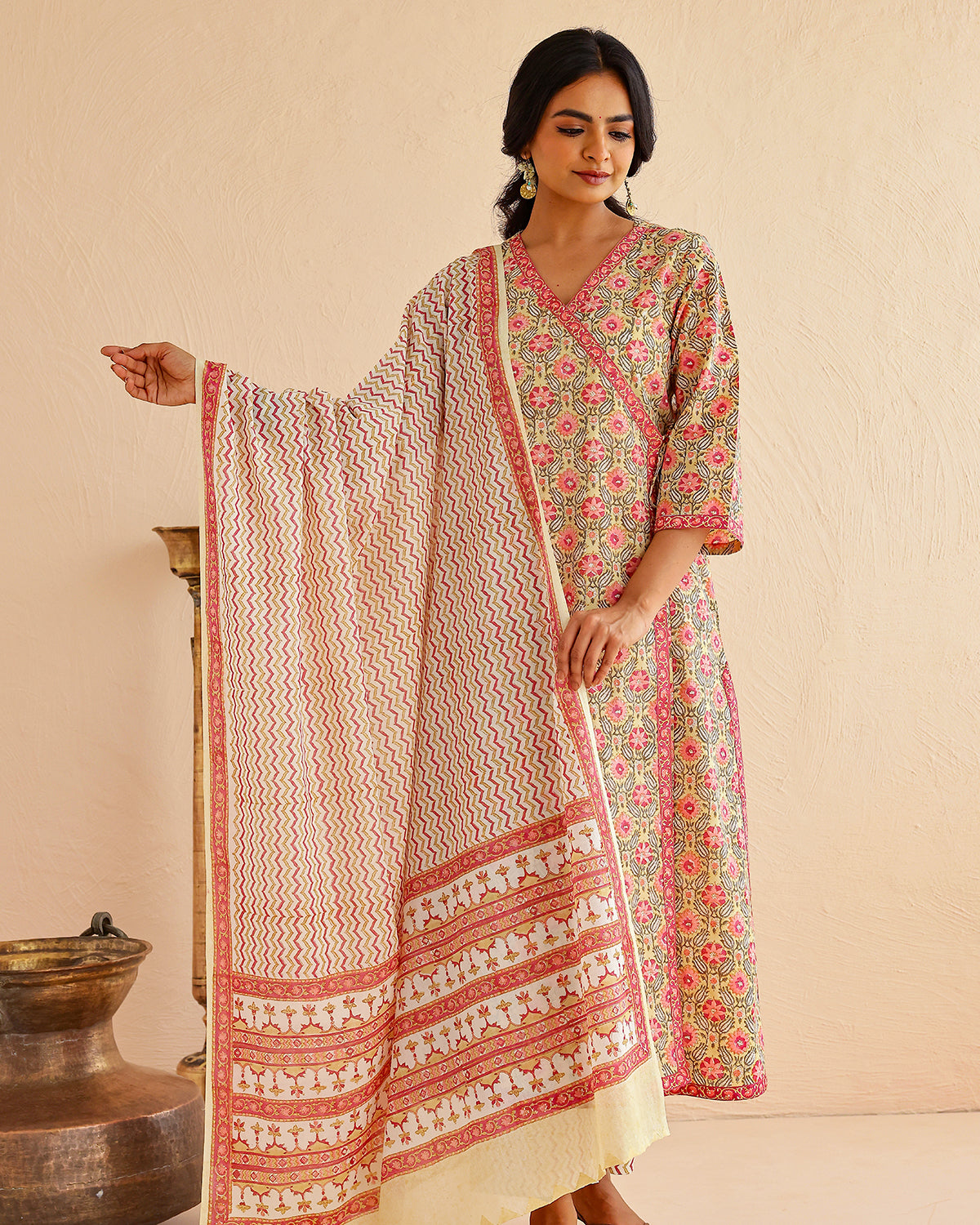 Leheriya print dupatta